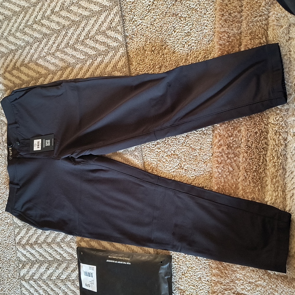 CUTS jogger brand new sz L